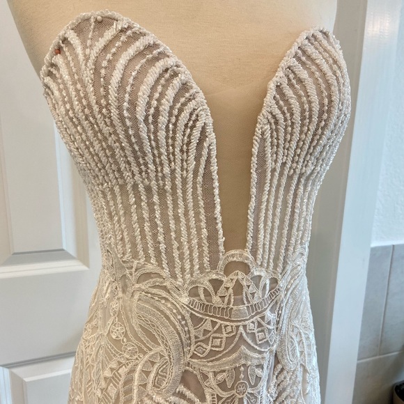 Pallas Couture Pallas Collective Elise Gown - Wedding Dress - Picture 6 of 15